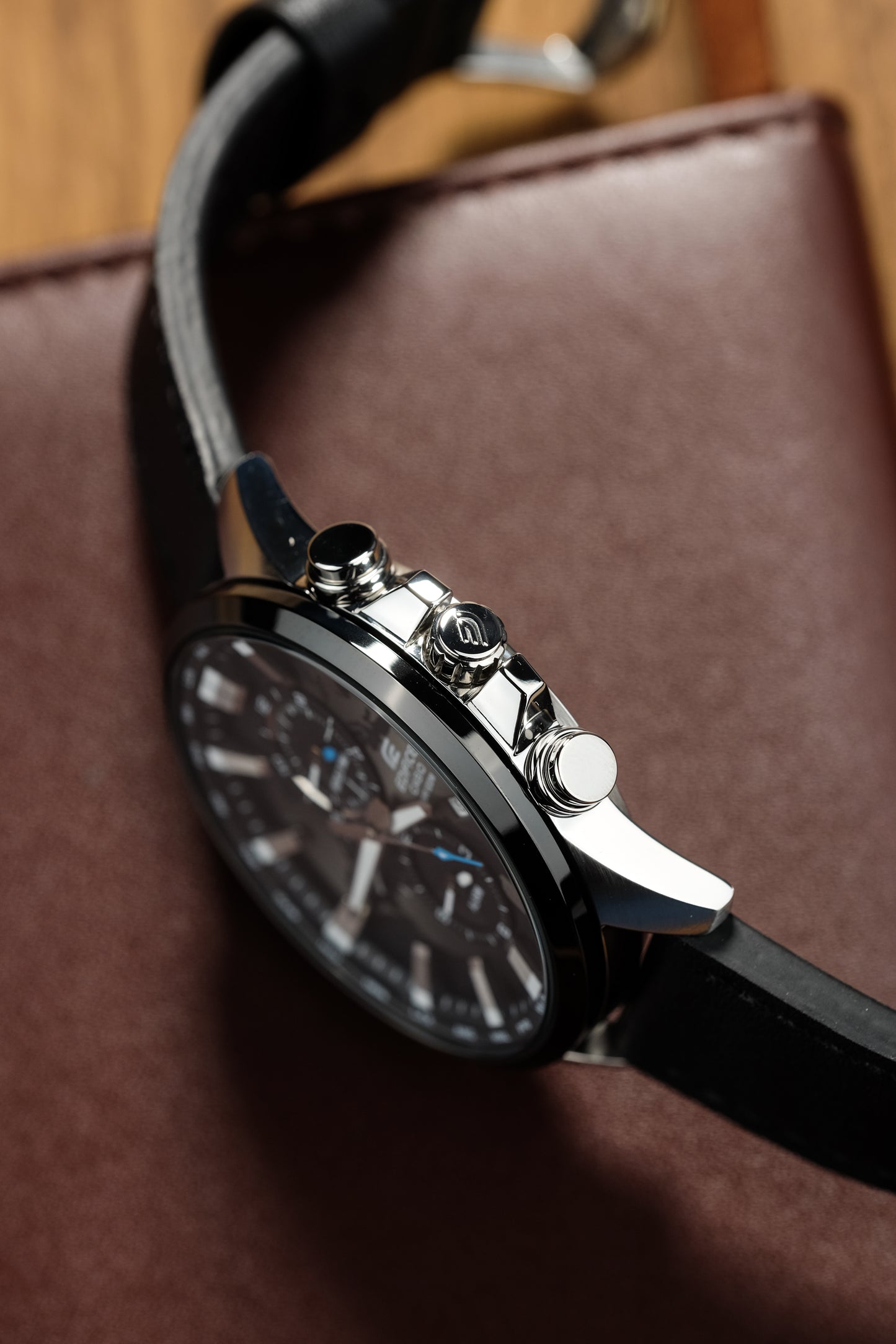 Casio Watch:Multi Hands EFR-303L-1AV