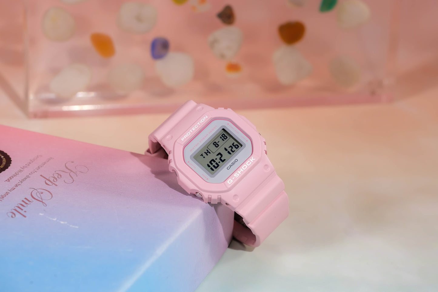 Casio Watch:liquid crystal 5600 series DW-5600SC-4