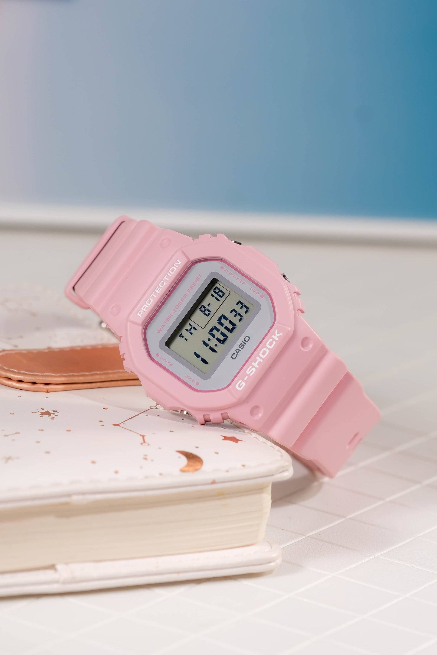 Casio Watch:liquid crystal 5600 series DW-5600SC-4