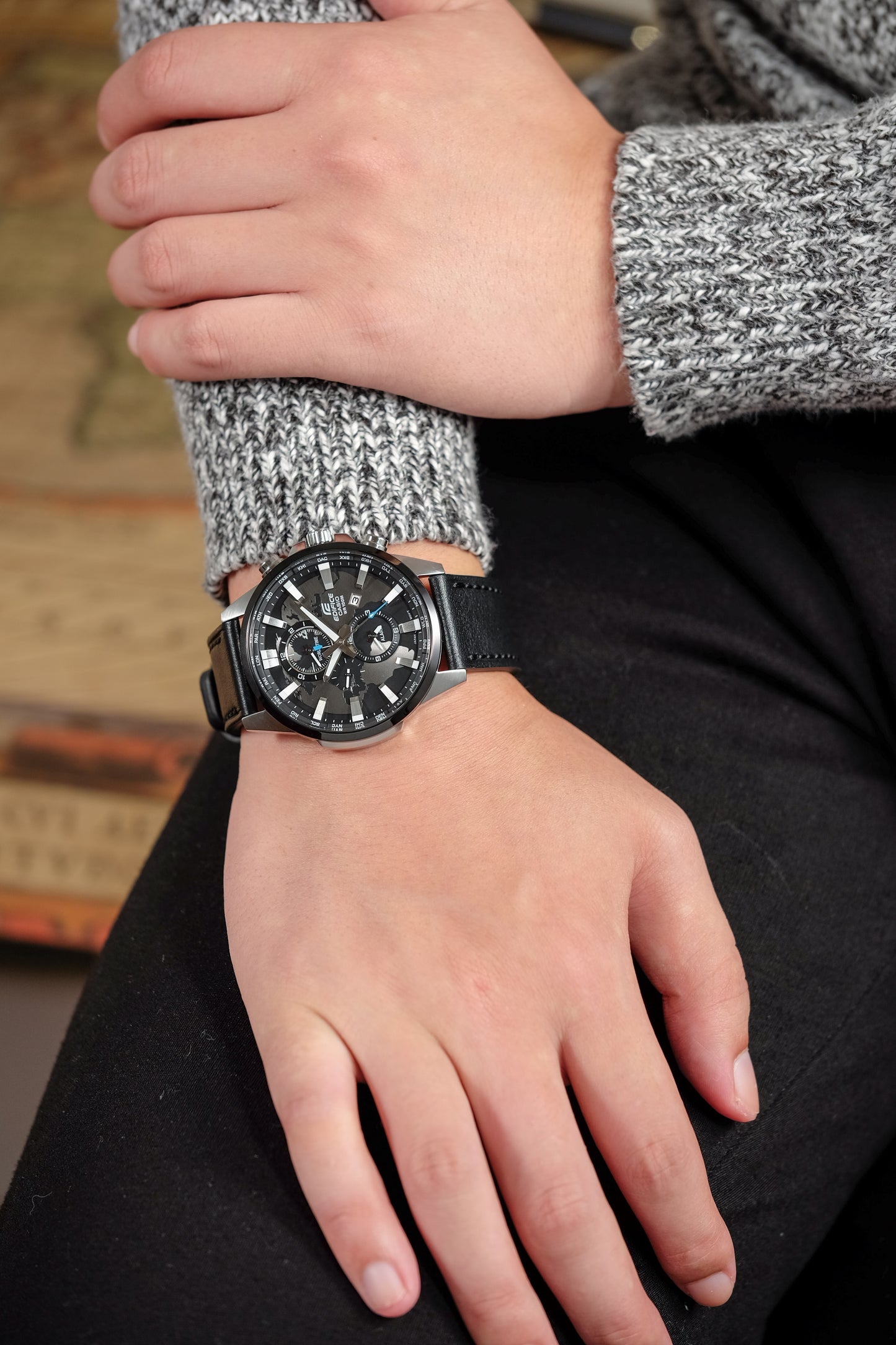 Casio Watch:Multi Hands EFR-303L-1AV