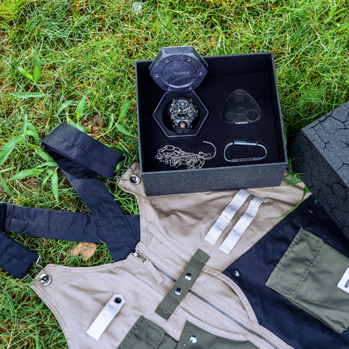 Casio watch:MASTER OF G - LAND MUDMASTER GWG-2000CR-1A