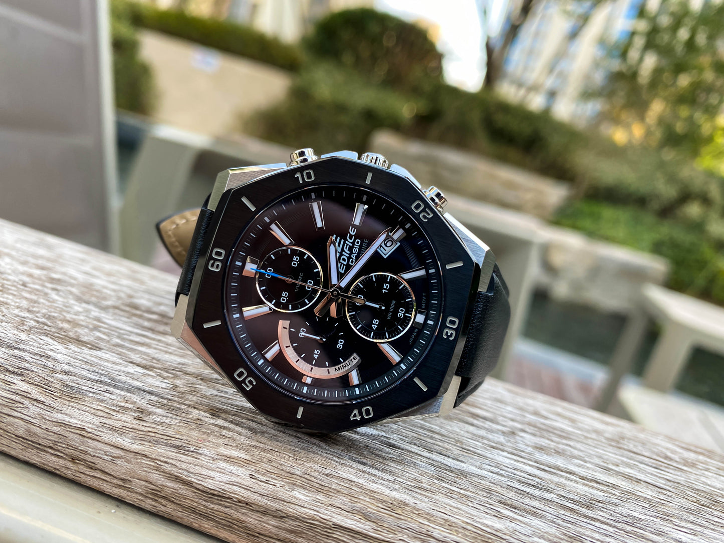 Casio Watch:Standard chronograph watch EFB-680BL-1AV