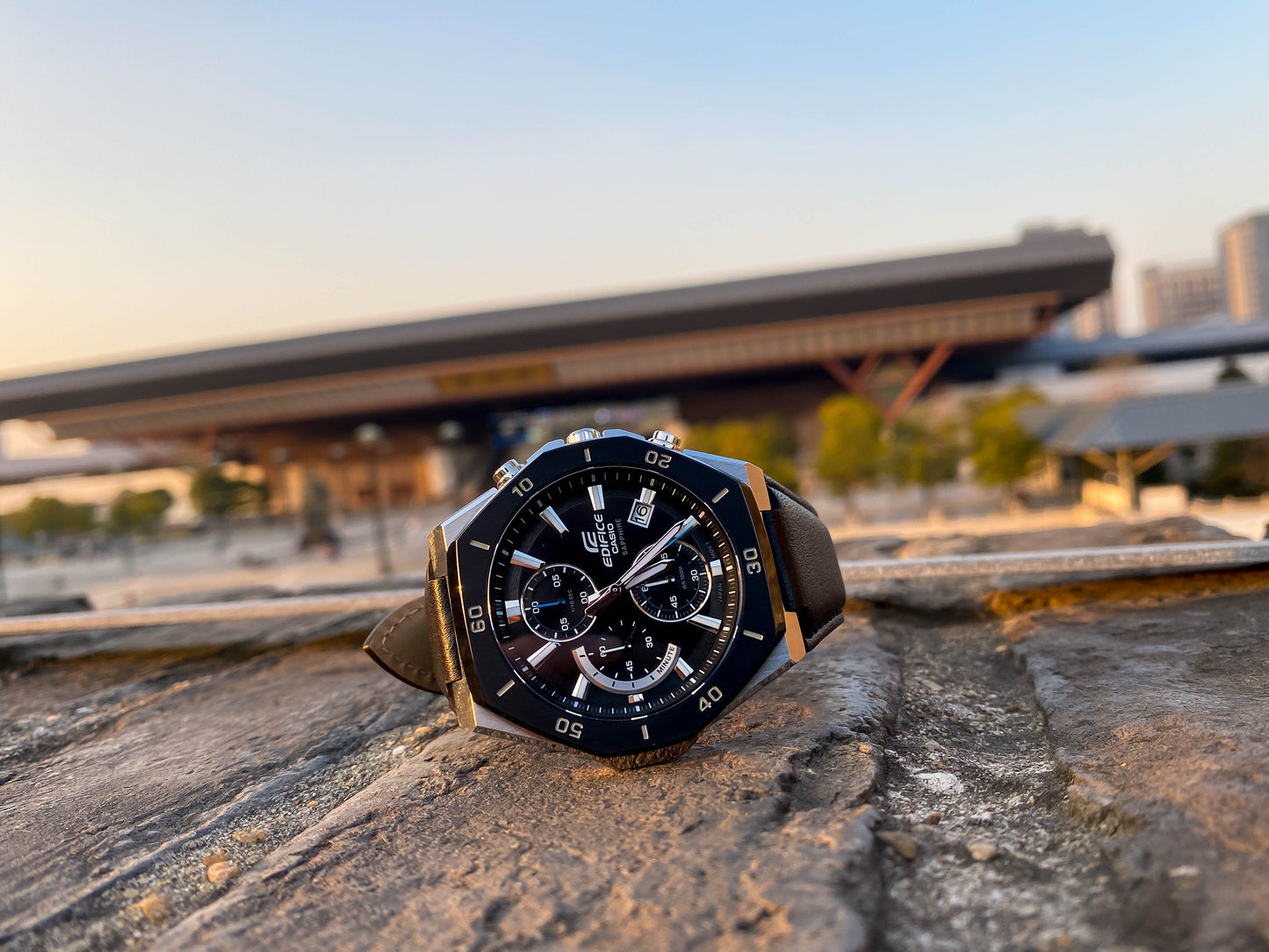 Casio Watch:Standard chronograph watch EFB-680BL-1AV