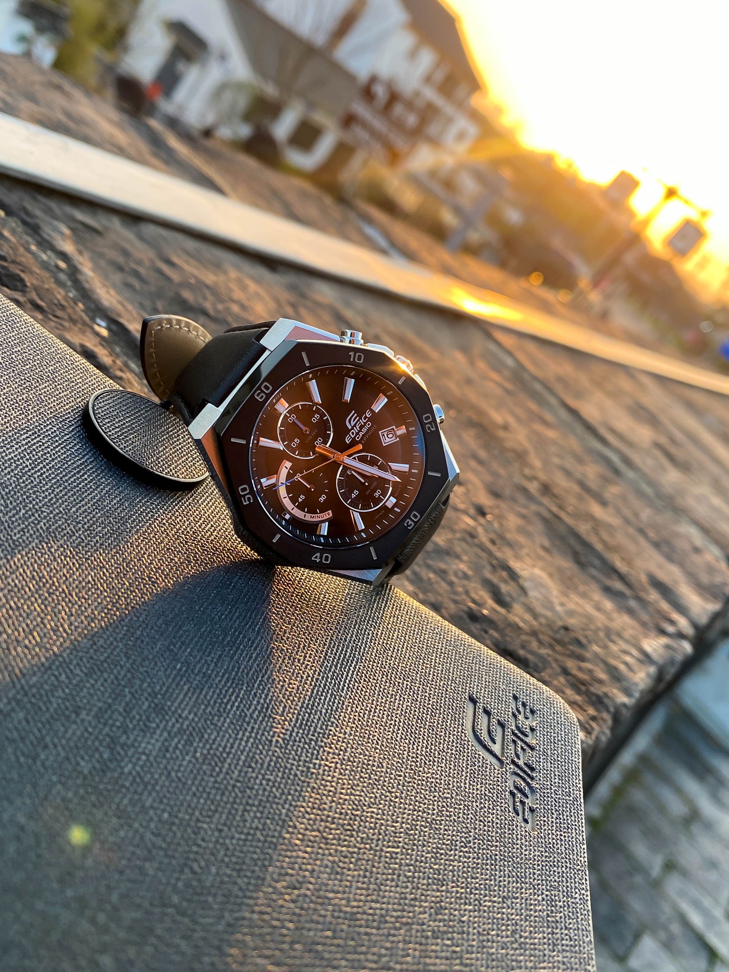 Casio Watch:Standard chronograph watch EFB-680BL-1AV