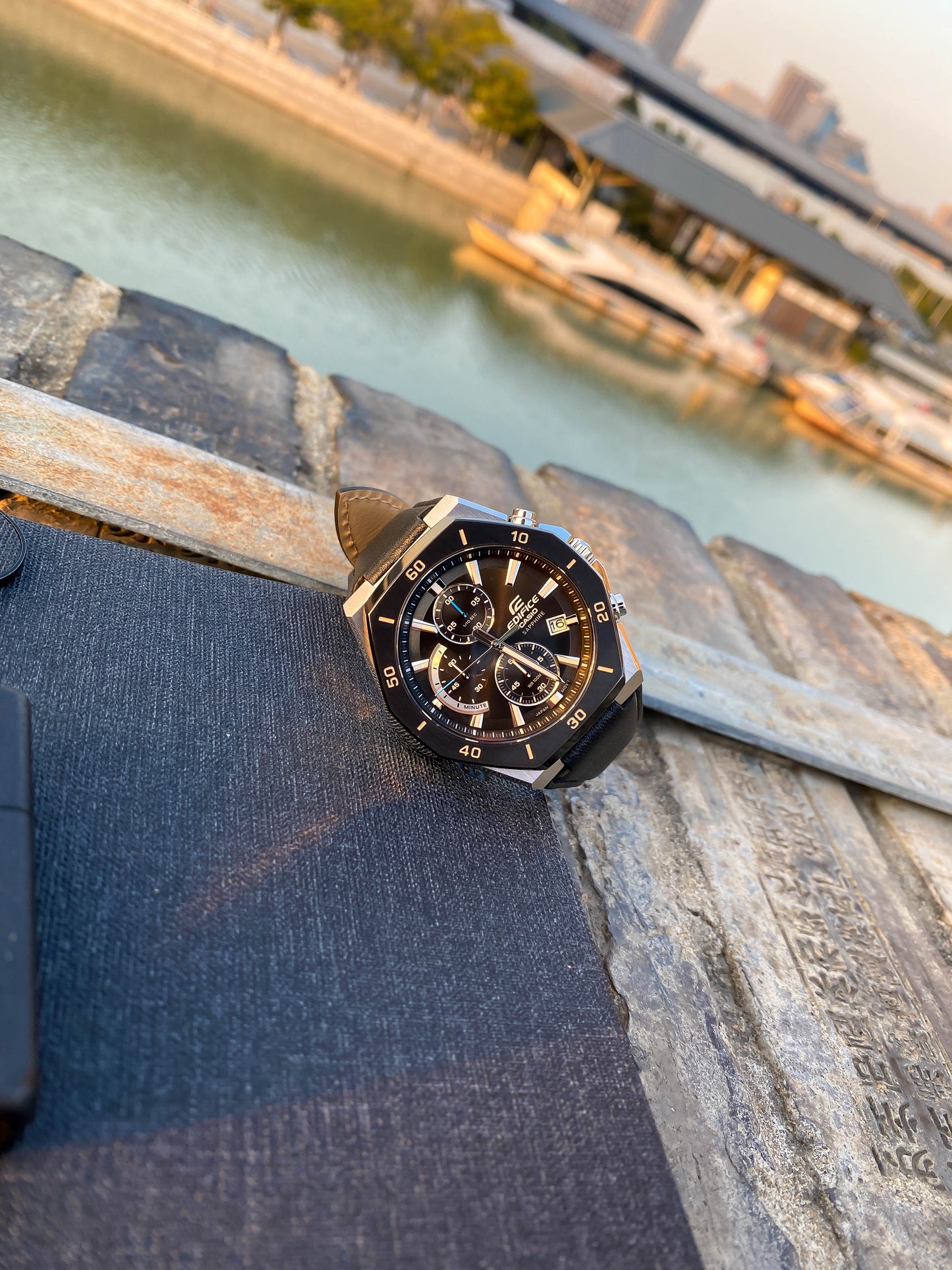 Casio Watch:Standard chronograph watch EFB-680BL-1AV