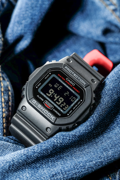 Casio Watch:DIGITAL 5600 SERIES DW-5600HR-1