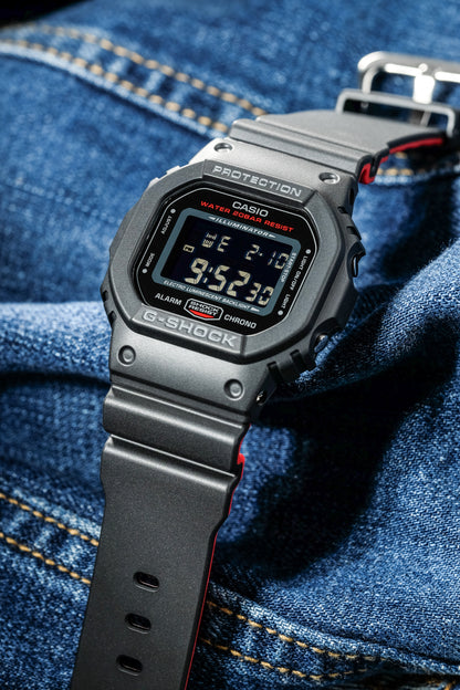 Casio Watch:DIGITAL 5600 SERIES DW-5600HR-1