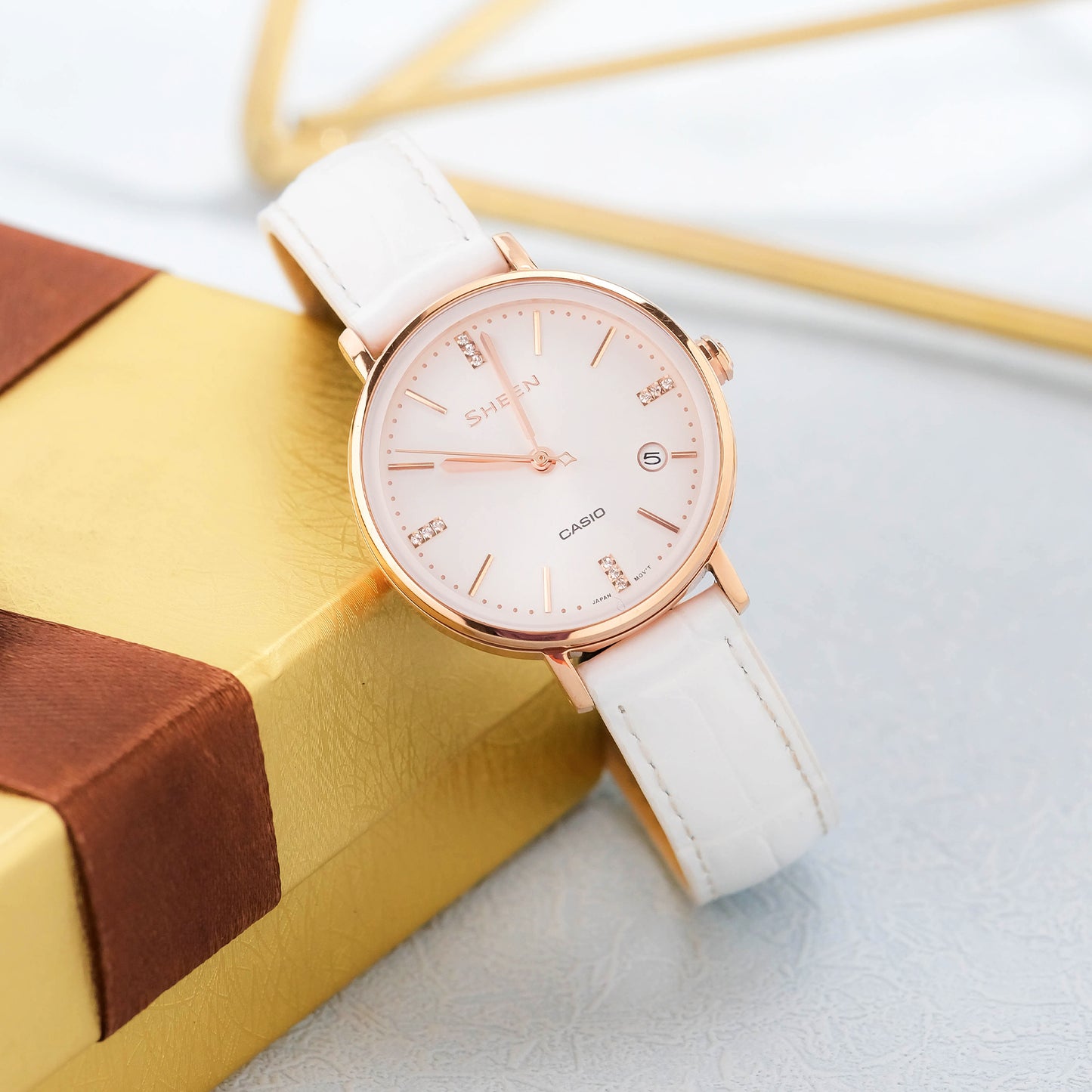Casio watch:SHE-4048PGL-7A