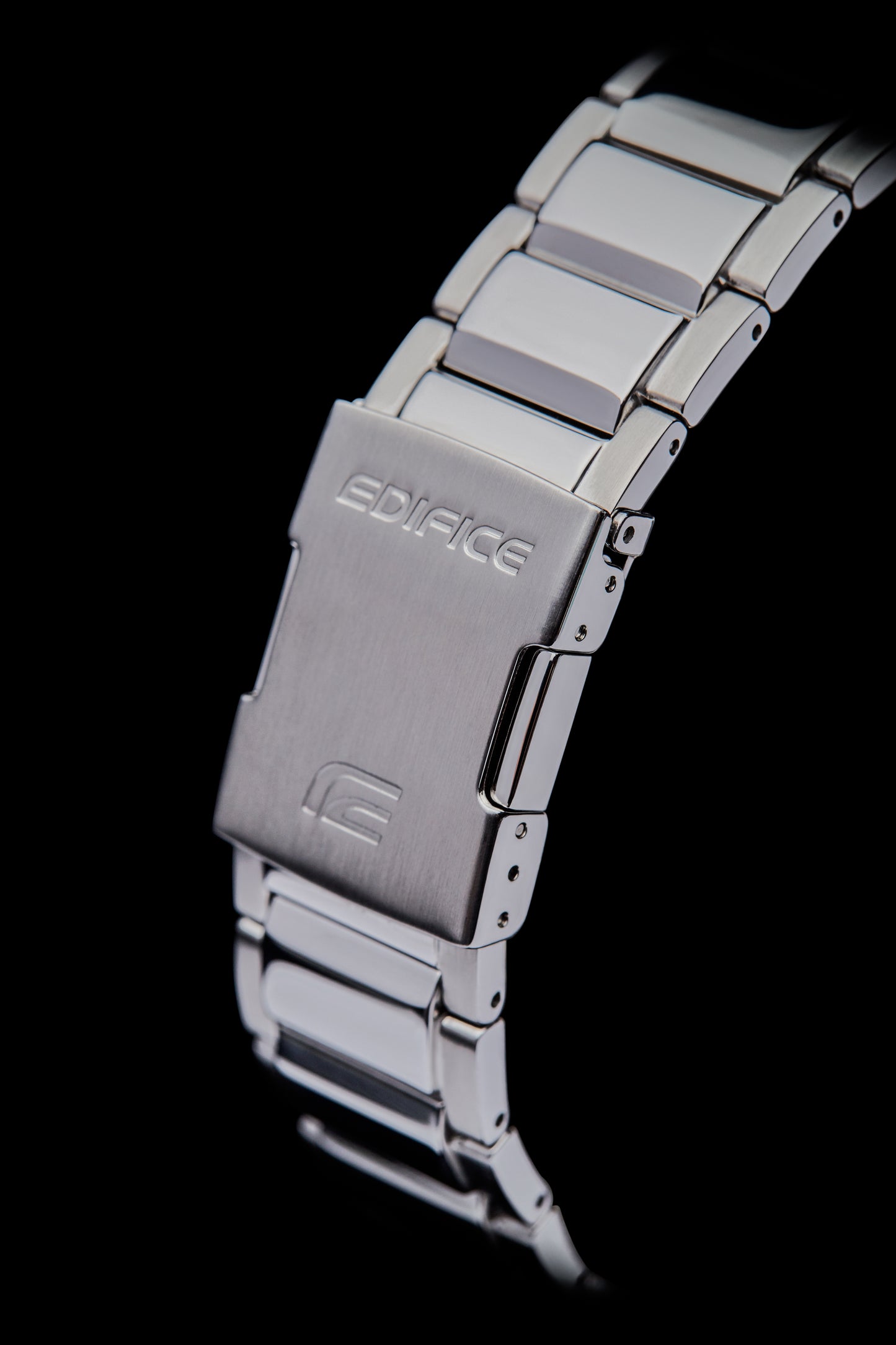 Montre Casio : Smartphone Link Modèle EQB501XDB-1A