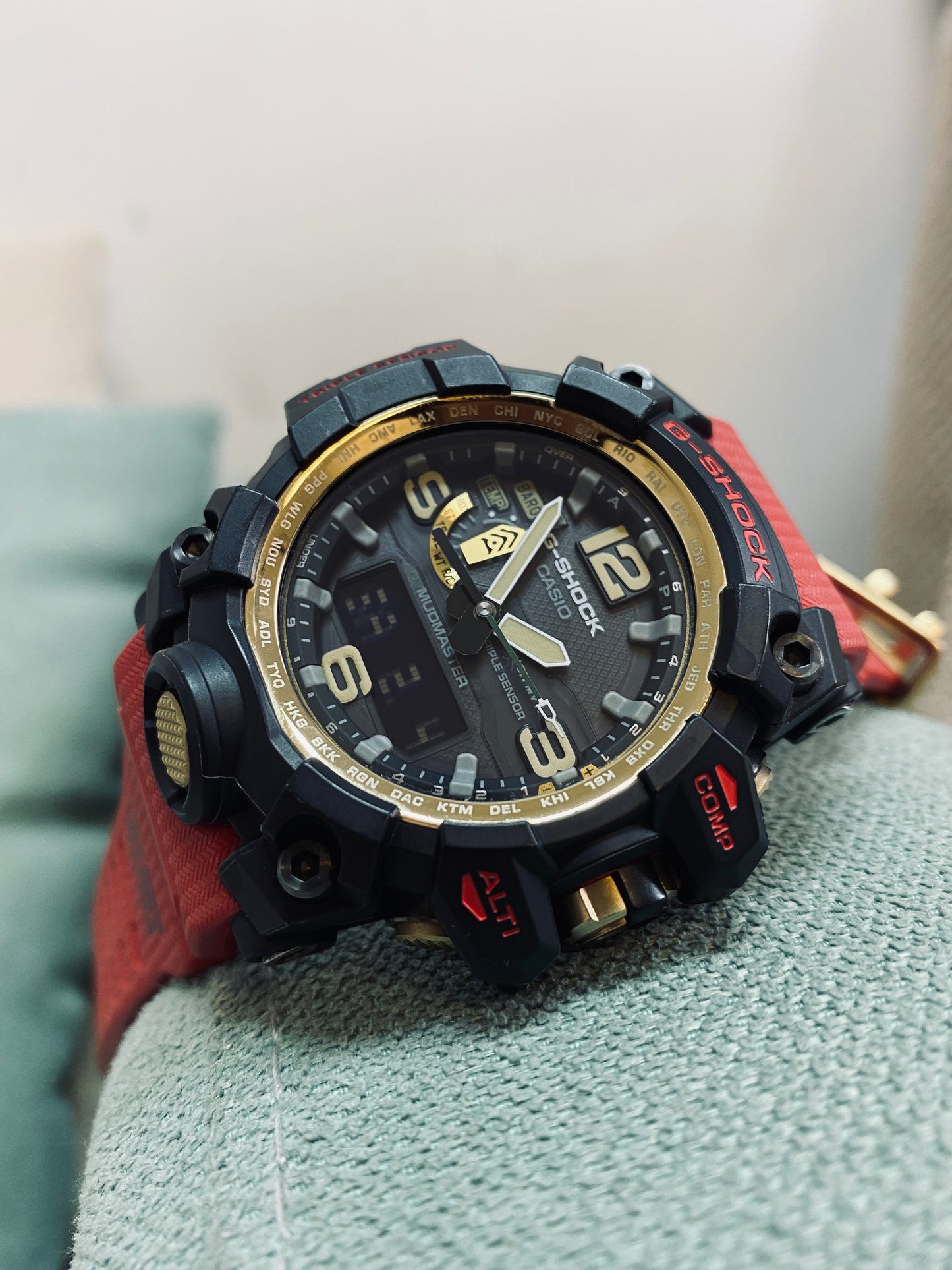 Casio watch:MASTER OF G - LAND MUDMASTER GWG-1000GB-4A