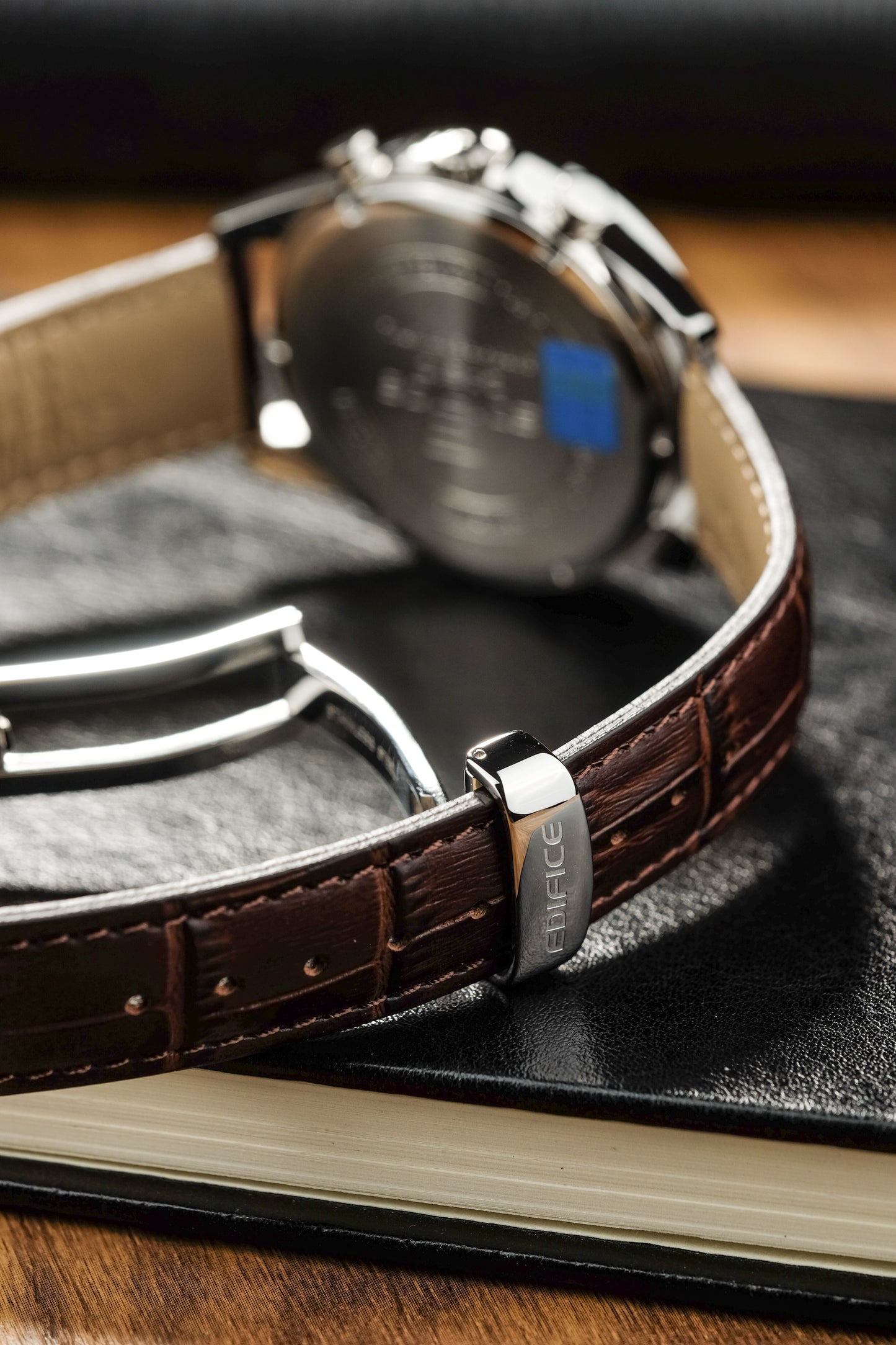 Casio Watch:Standard chronograph watch EFB-650L-7AV