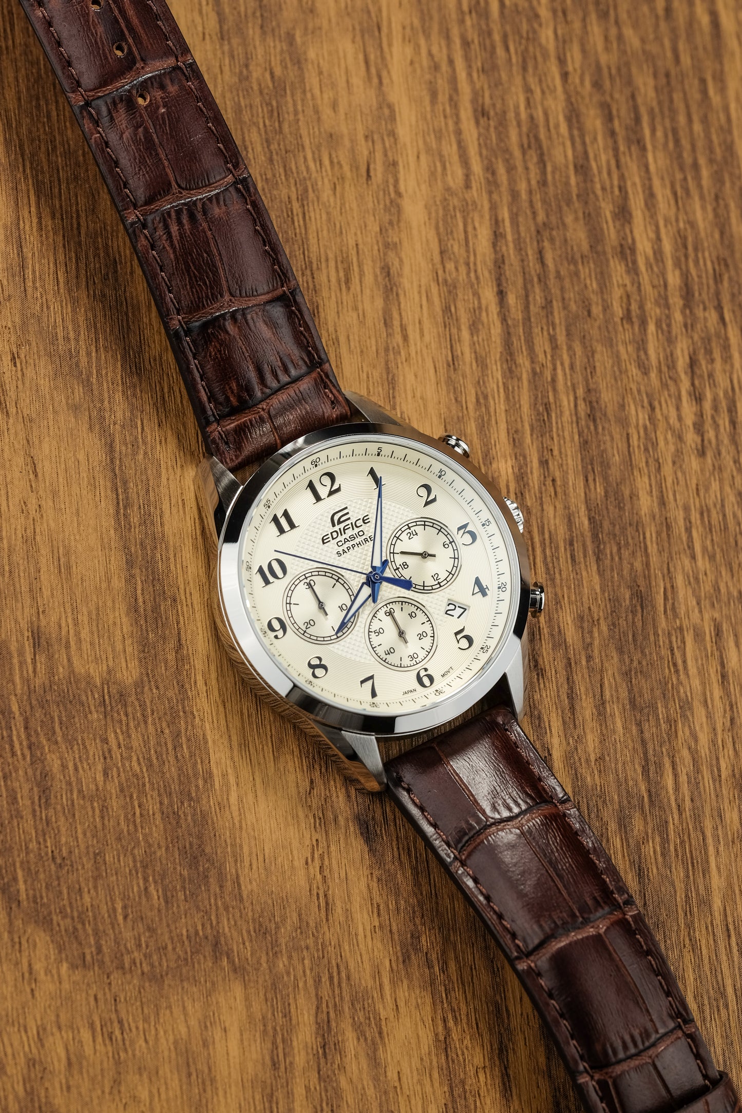 Casio Watch:Standard chronograph watch EFB-650L-7AV