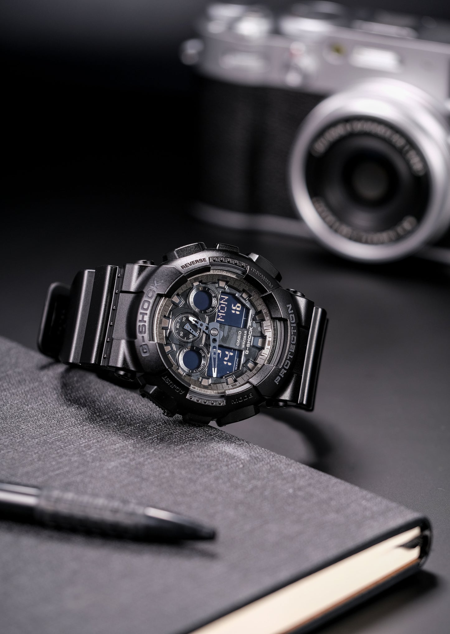 Casuo Watch:ANALOG-DIGITAL GA-100 SERIES GA-100CF-1A