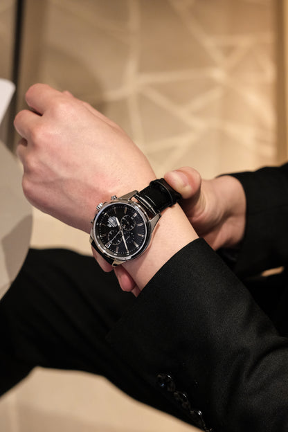 Casio Watch:Standard chronograph watch EFB-509L-1AV