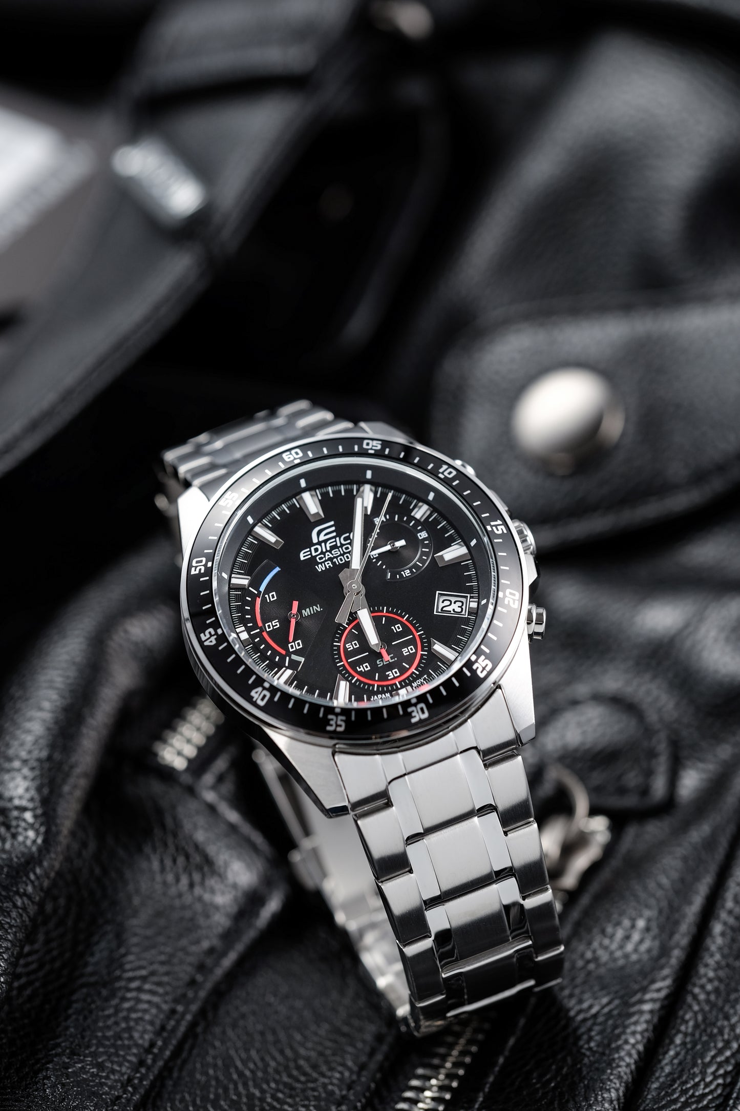 Montre Casio : Chronographe Standard EFV-540D-1AV