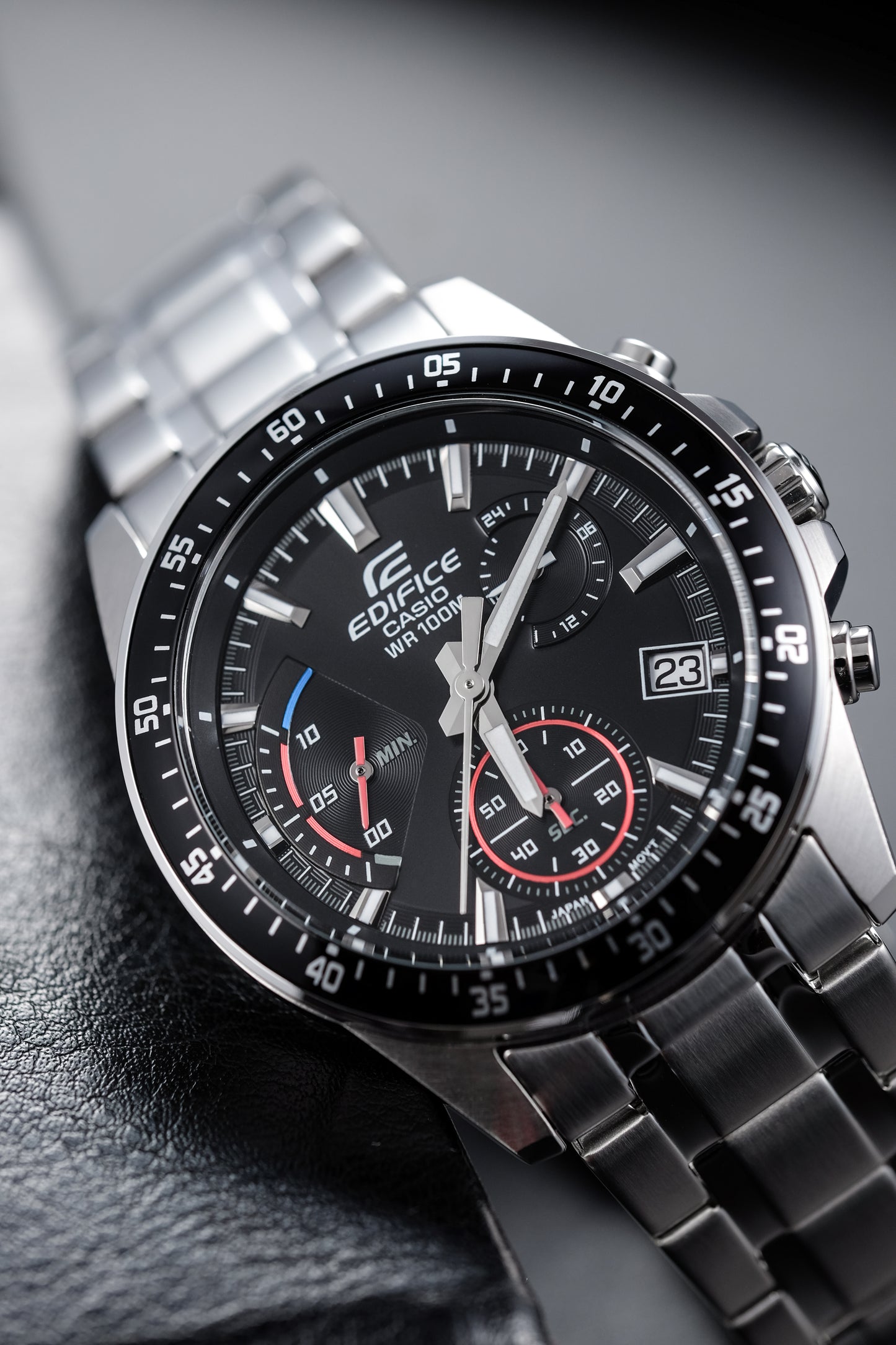 Montre Casio : Chronographe Standard EFV-540D-1AV