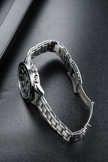 Casio Watch:Standard Chronograph EFR-552D-1AV