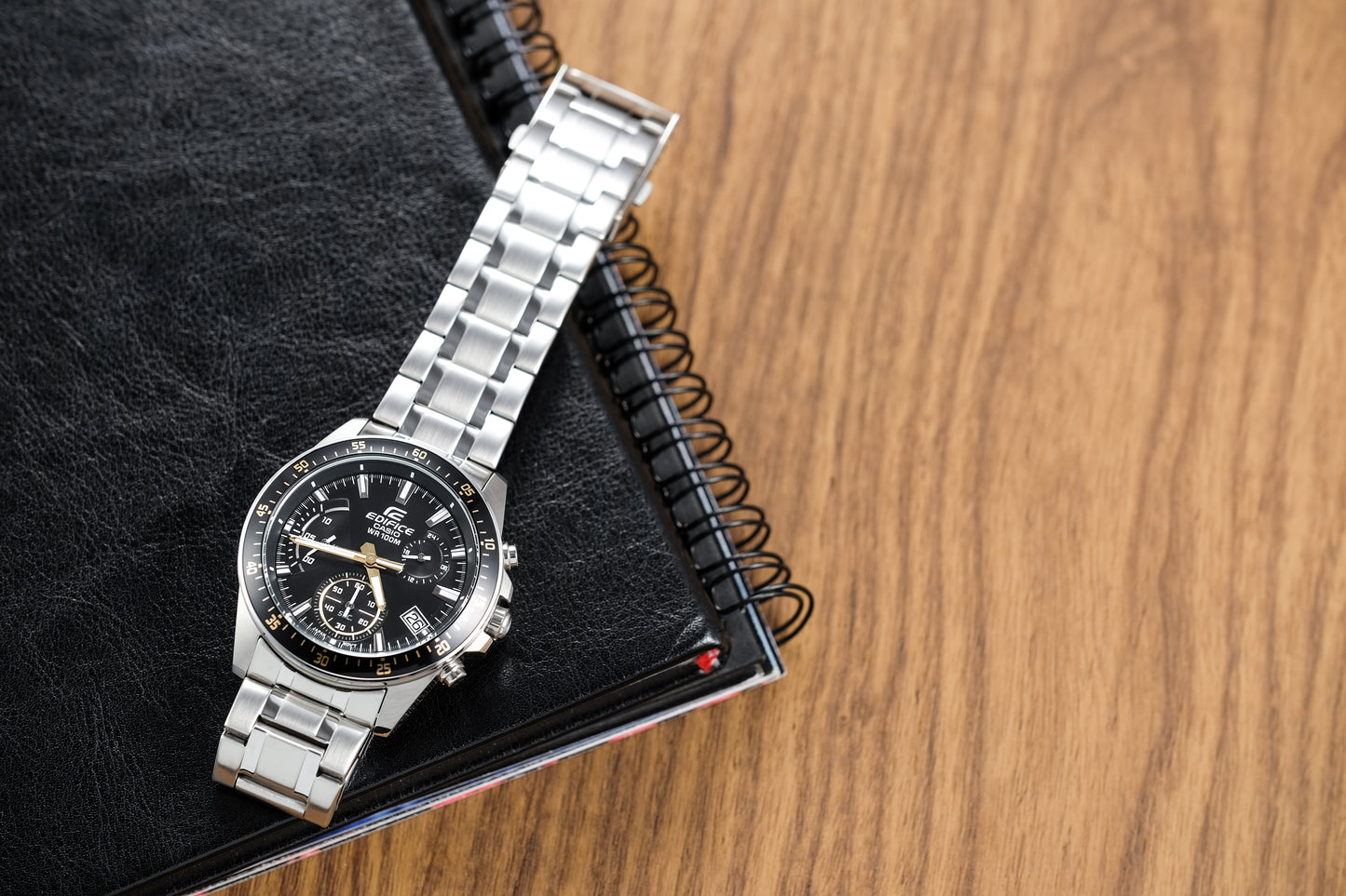 Casio Watch:Standard Chronograph EFV-540D-1A9V
