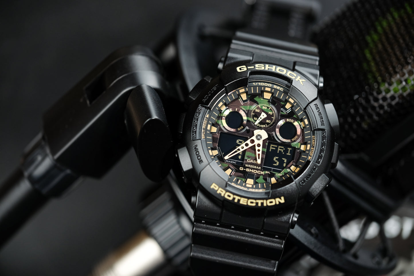 Casio Watch:ANALOG-DIGITAL GA-100 SERIES GA-100CF-1A9