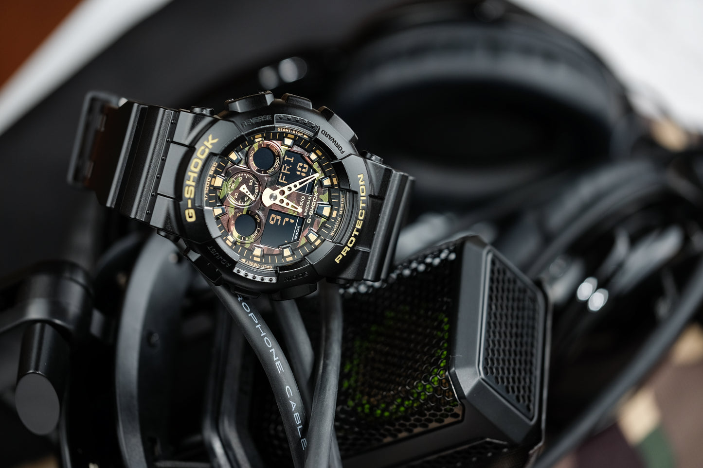 Casio Watch:ANALOG-DIGITAL GA-100 SERIES GA-100CF-1A9