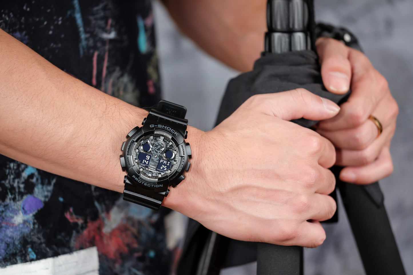 Casuo Watch:ANALOG-DIGITAL GA-100 SERIES GA-100CF-1A