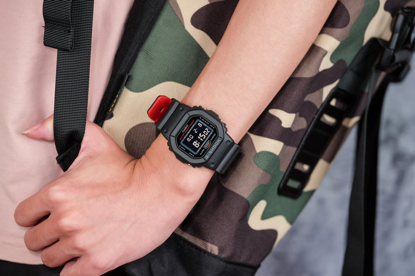 Casio Watch:DIGITAL 5600 SERIES DW-5600HR-1