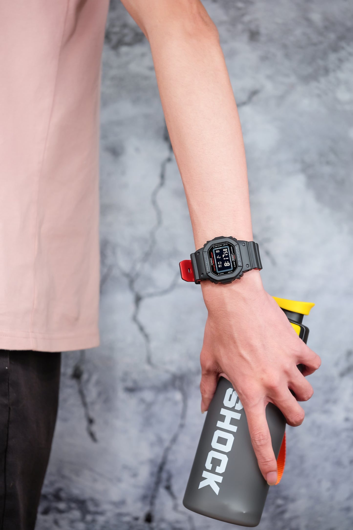 Casio Watch:DIGITAL 5600 SERIES DW-5600HR-1