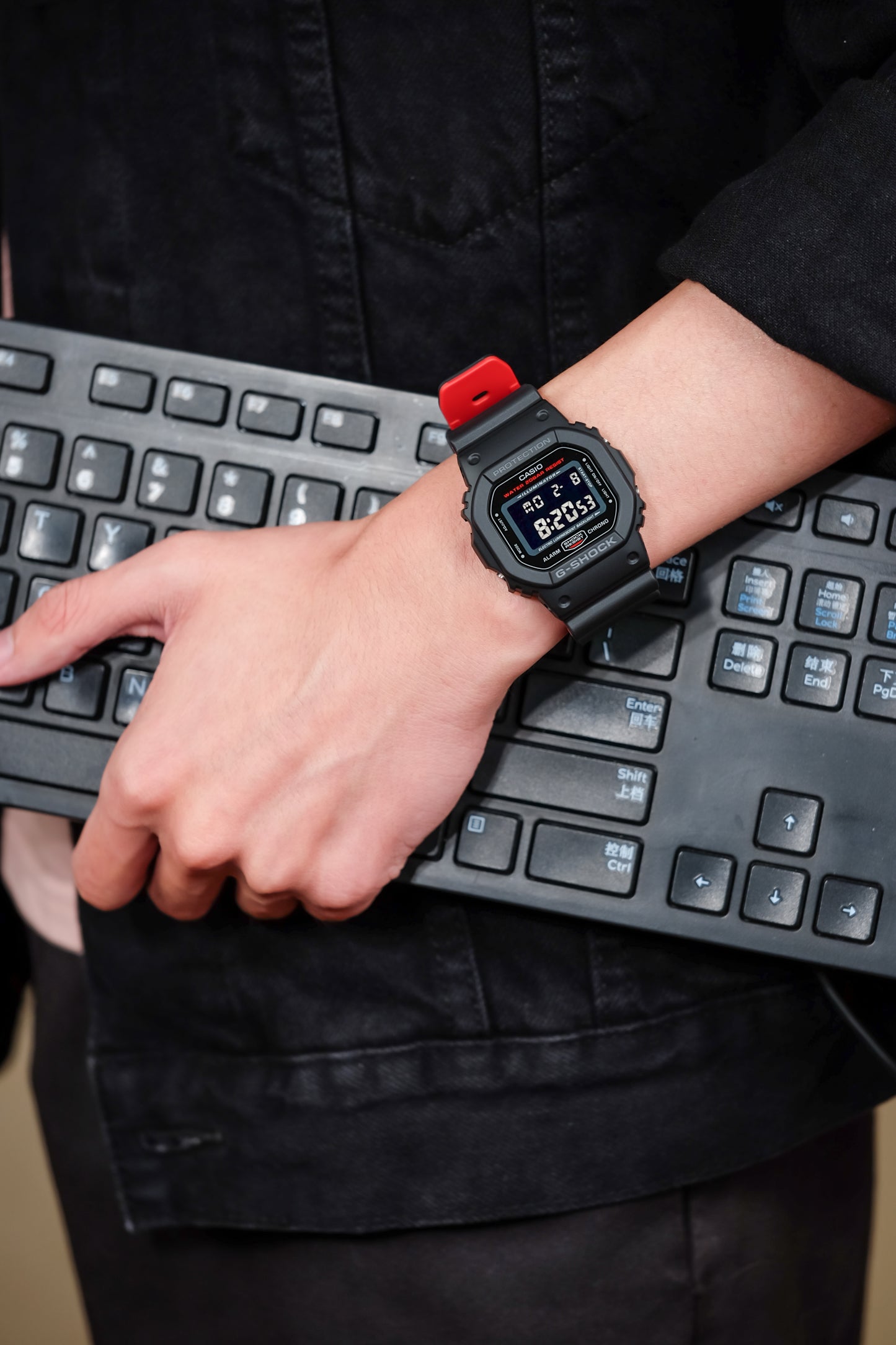 Casio Watch:DIGITAL 5600 SERIES DW-5600HR-1