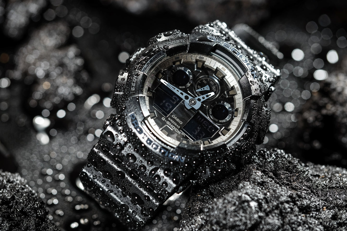 Casuo Watch:ANALOG-DIGITAL GA-100 SERIES GA-100CF-1A