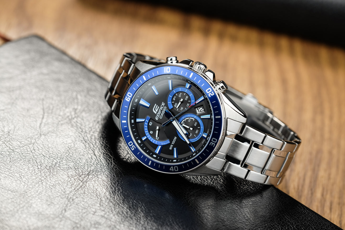 Casio Watch:Standard Chronograph EFR-552D-1A2V