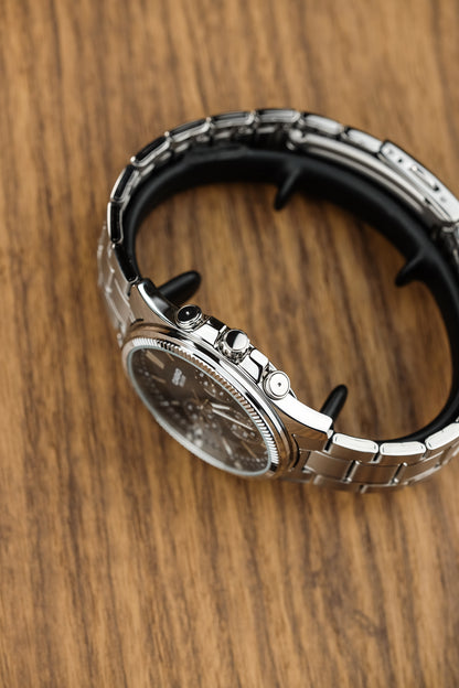 Casio watch:Analog MTP-1375D-1AV