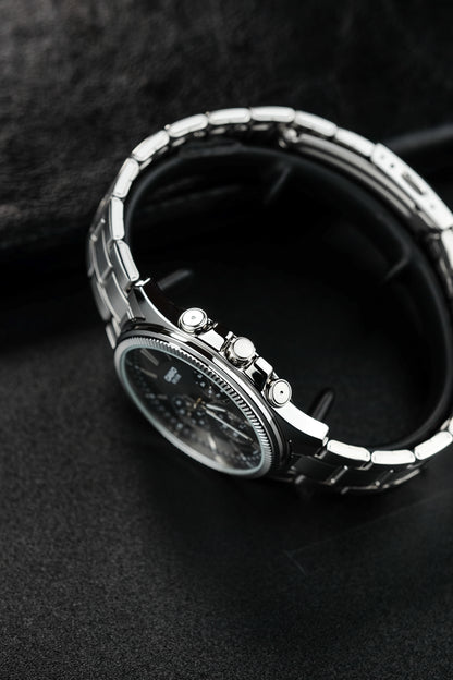Casio watch:Analog MTP-1375D-1AV