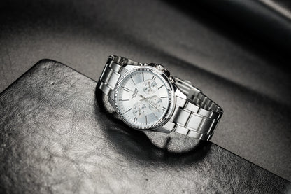 Casio watch:Analog MTP-1375D-1AV