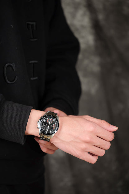 Montre Casio : Chronographe Standard EFV-540D-1AV