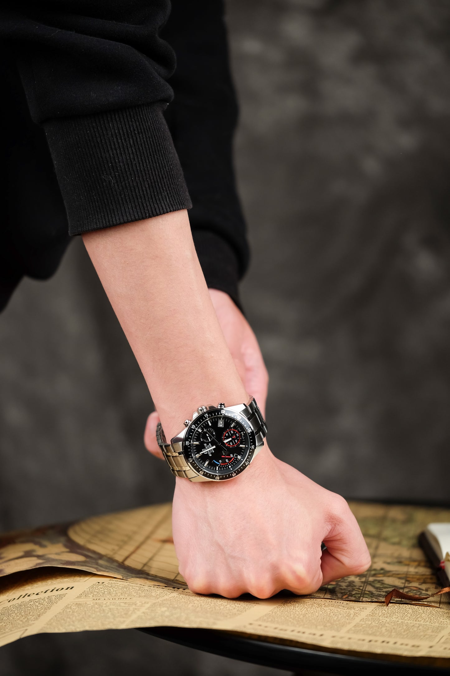 Montre Casio : Chronographe Standard EFV-540D-1AV