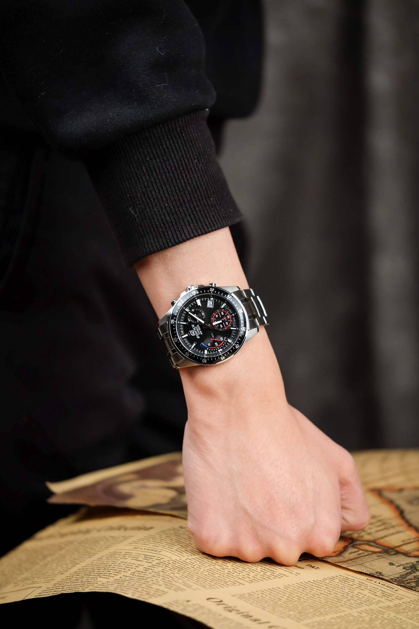Montre Casio : Chronographe Standard EFV-540D-1AV