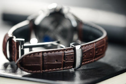 Casio Watch:Standard chronograph watch EFB-509L-7AV