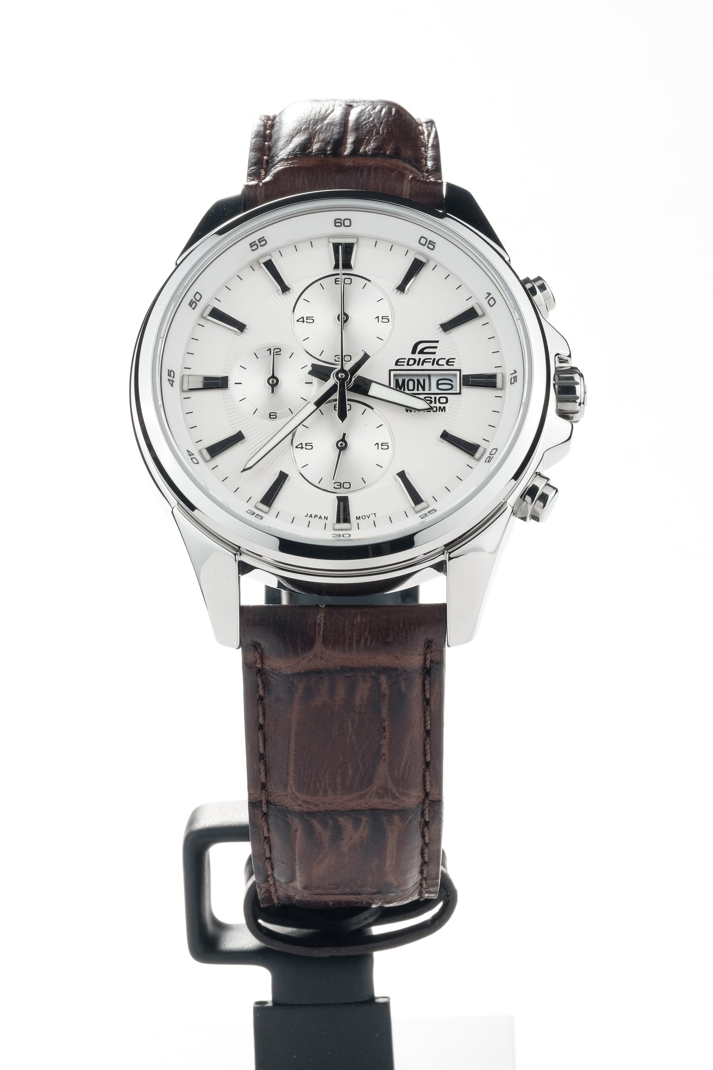 Casio Watch:Standard chronograph watch EFB-509L-7AV