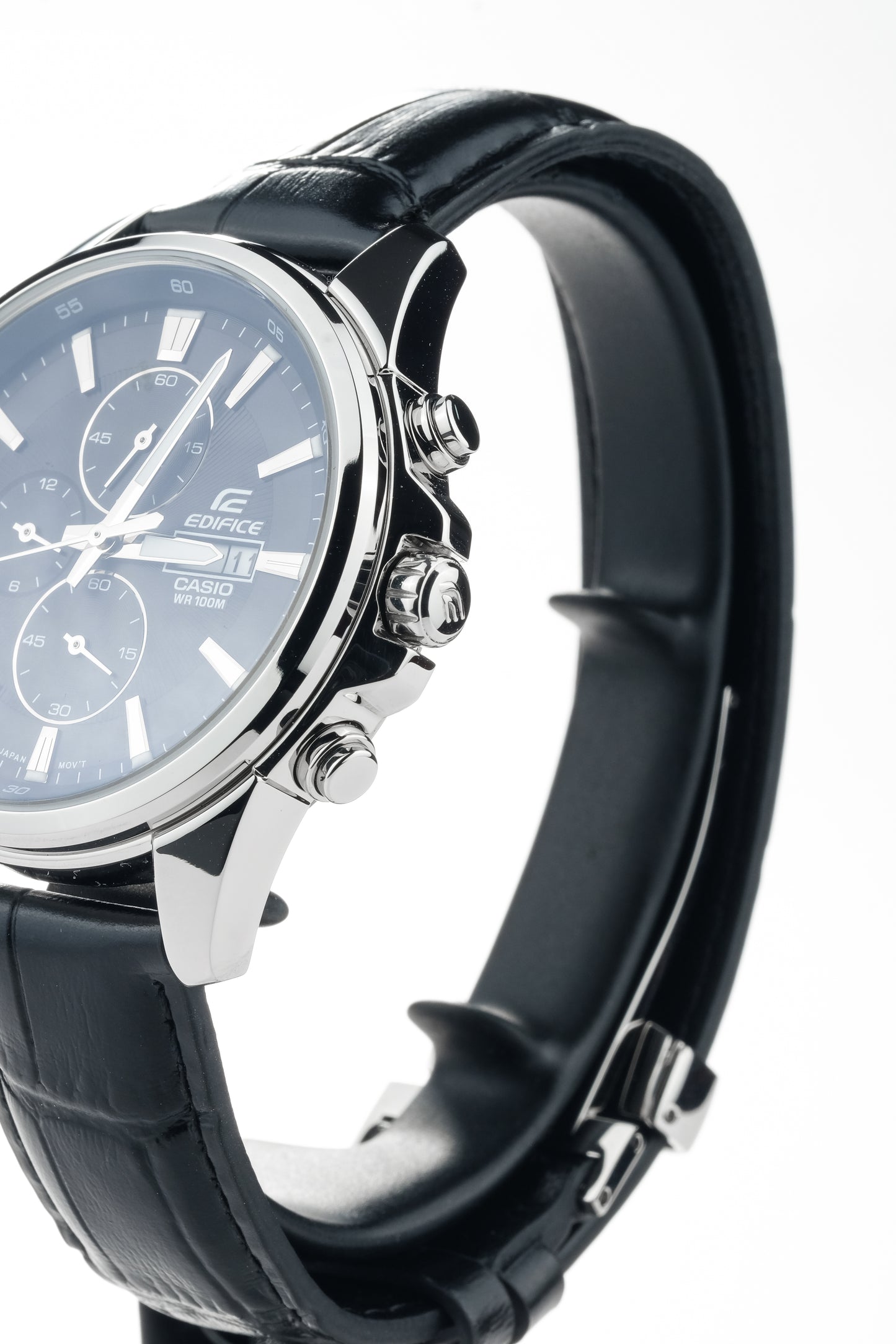 Casio Watch:Standard chronograph watch EFB-509L-1AV