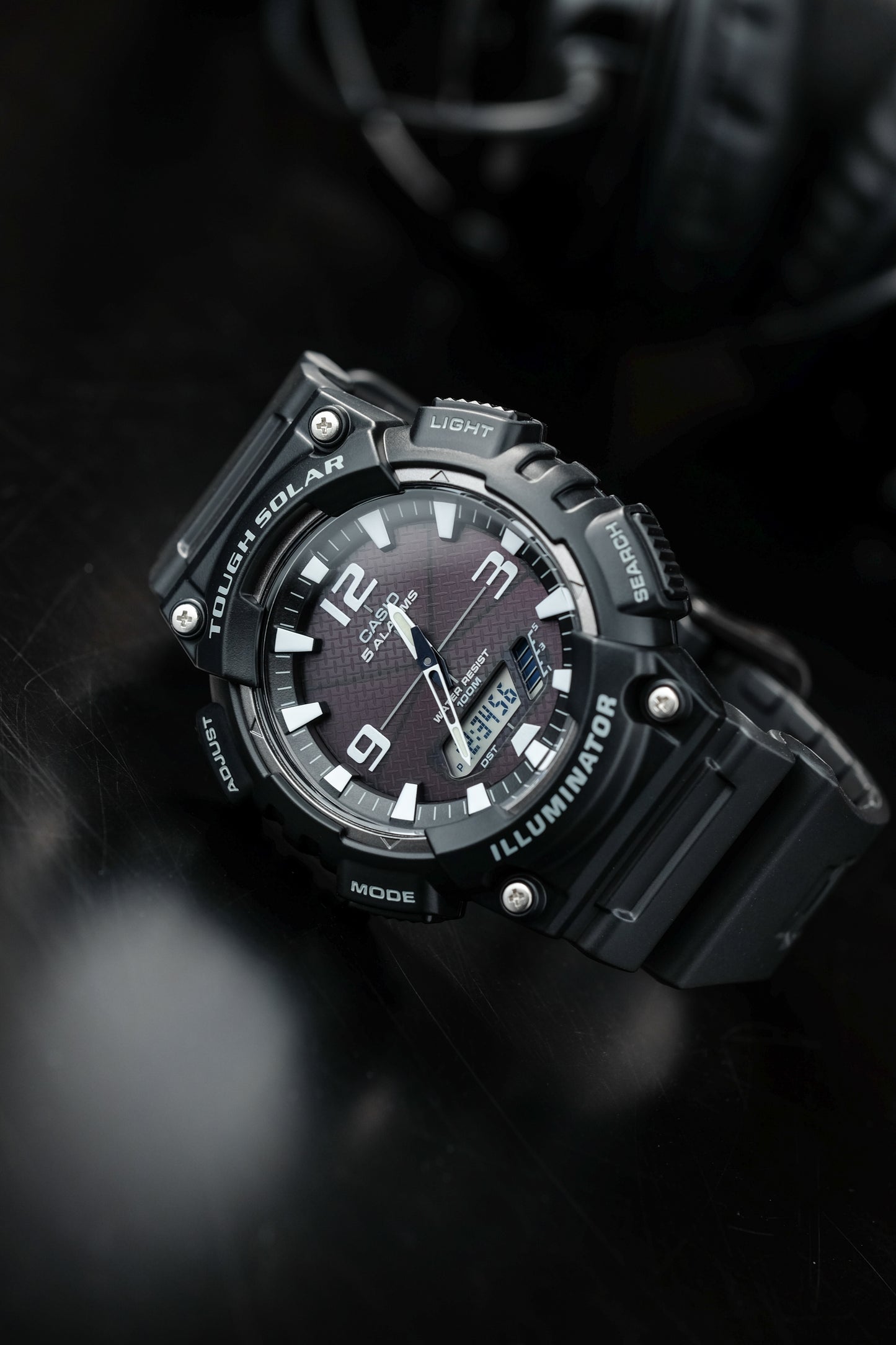 Casio Watch:STANDARD AQ-S810W-1AV