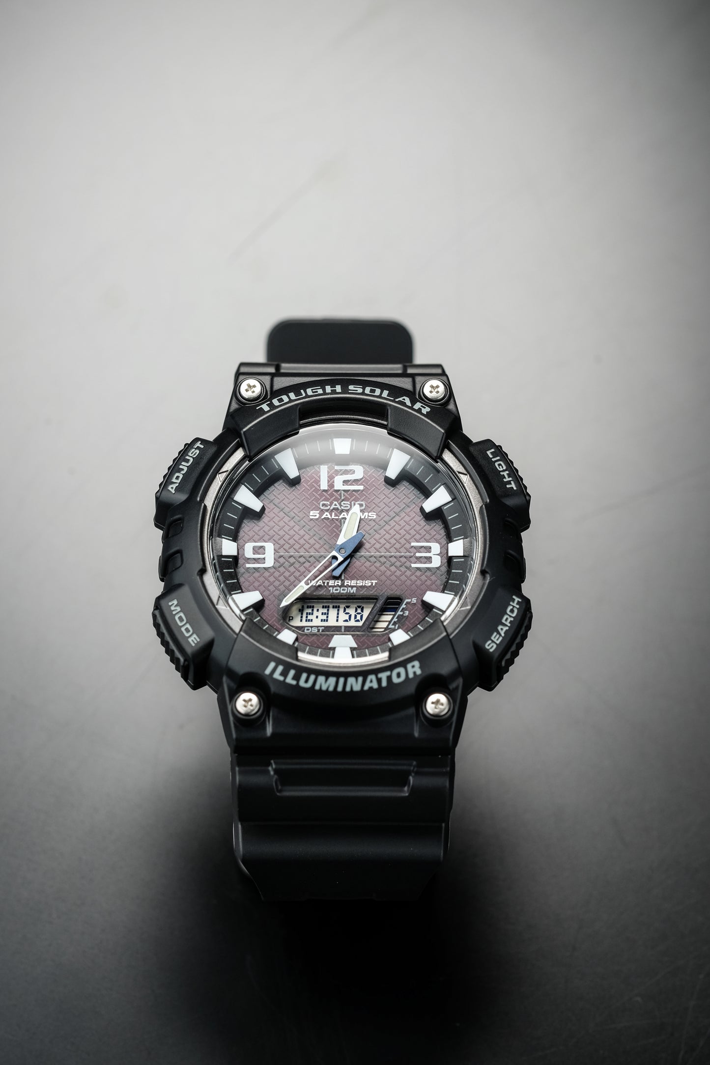 Casio Watch:STANDARD AQ-S810W-1AV