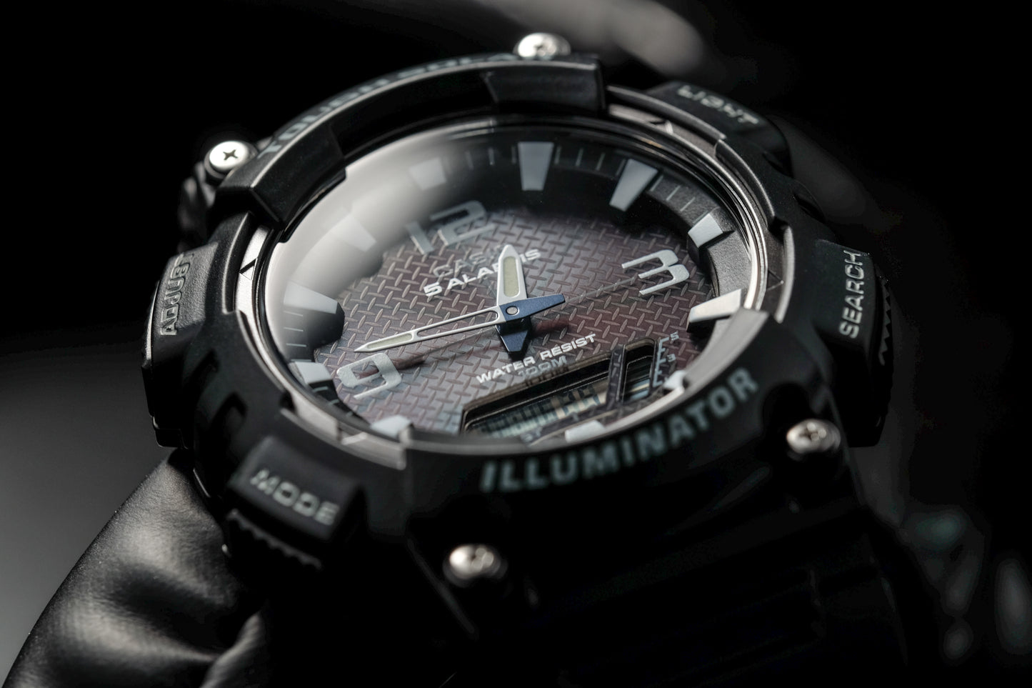 Casio Watch:STANDARD AQ-S810W-1AV