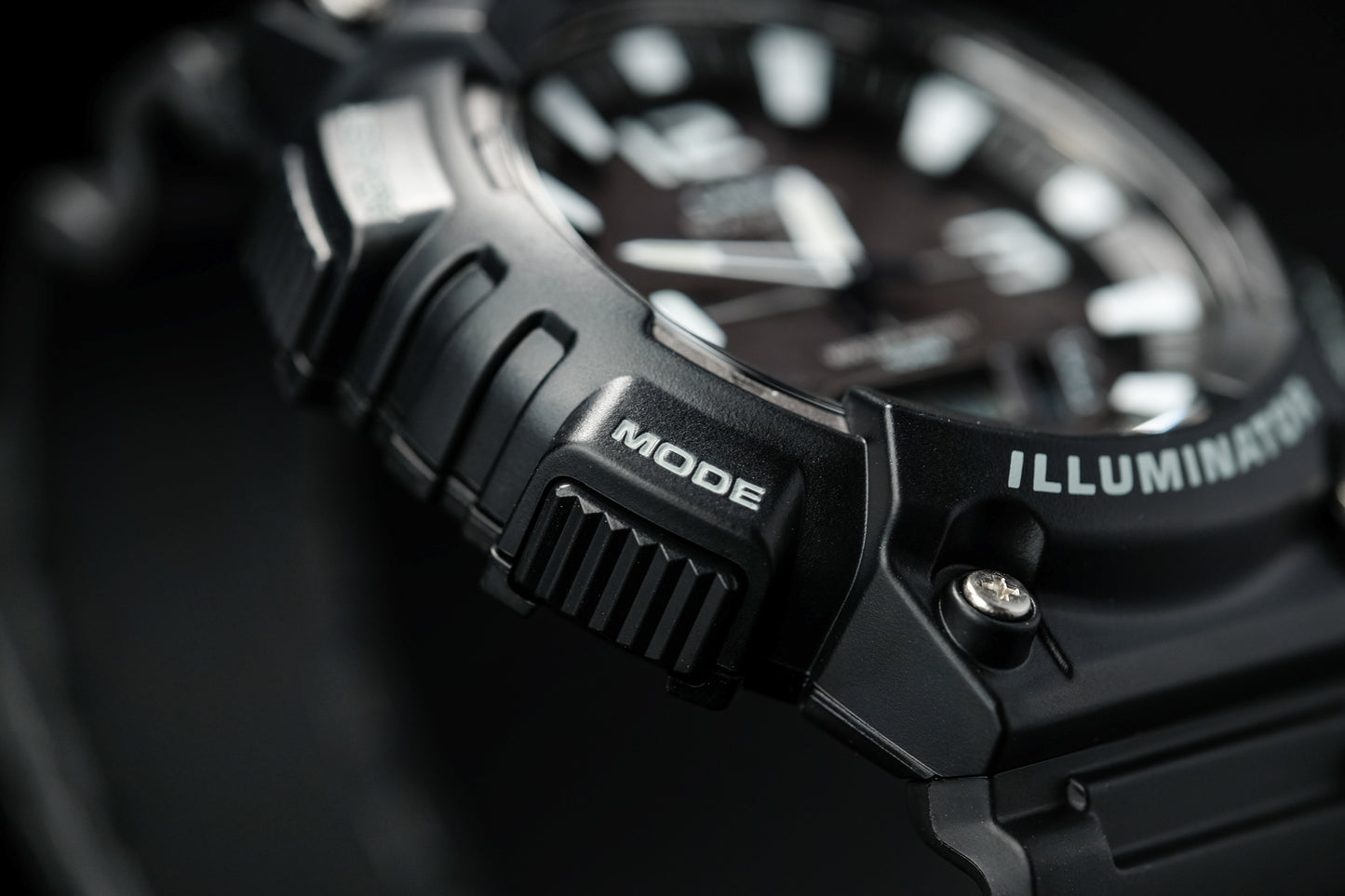 Casio Watch:STANDARD AQ-S810W-1AV