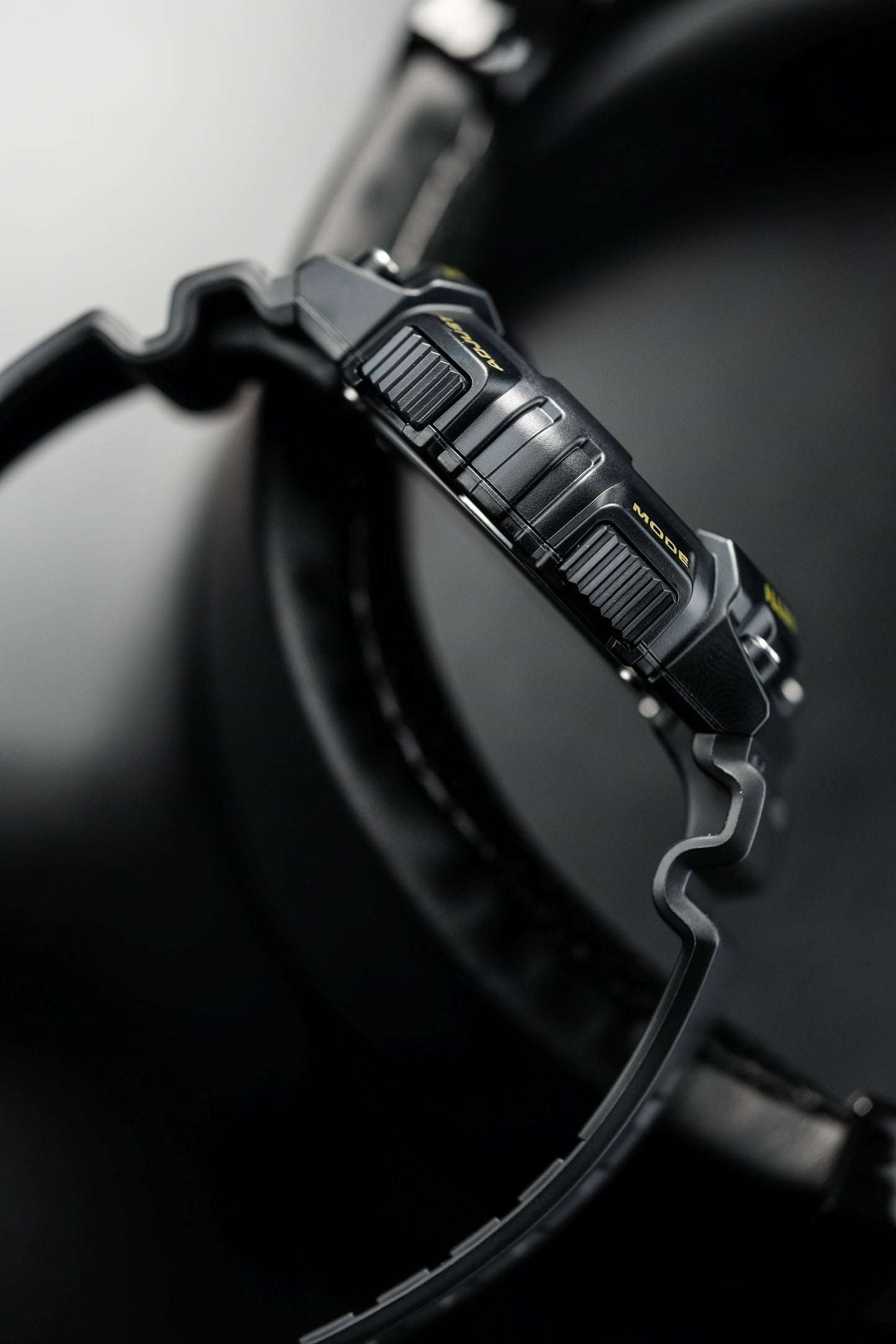 Casio Watch:STANDARD AQ-S810W-1BV