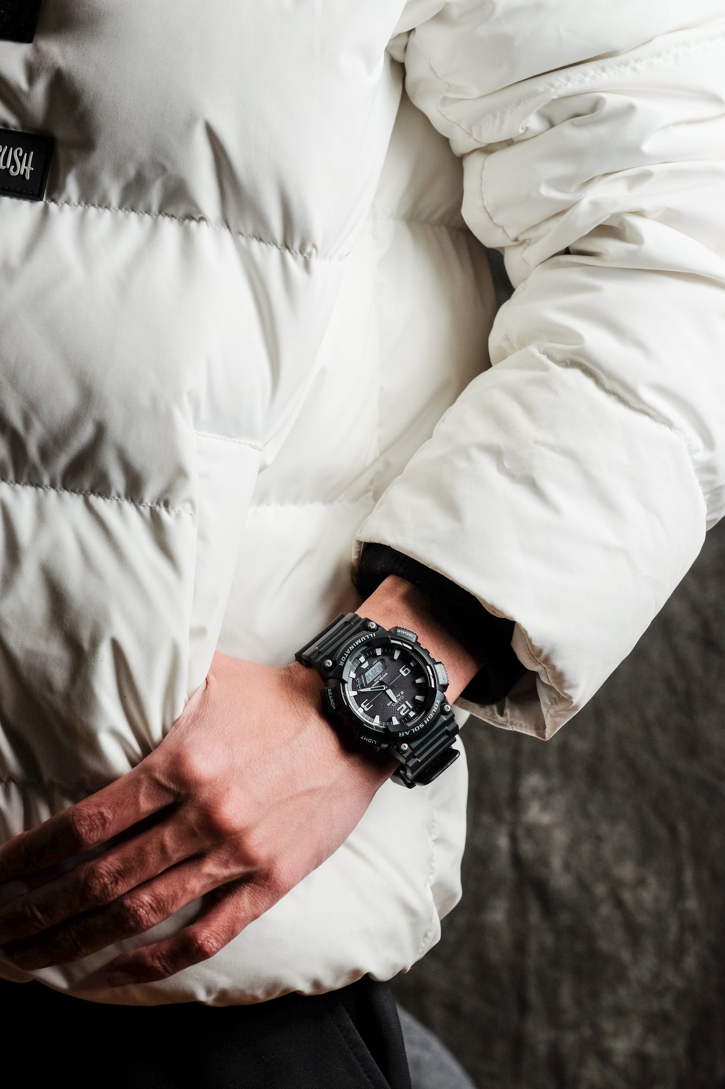 Casio Watch:STANDARD AQ-S810W-1AV