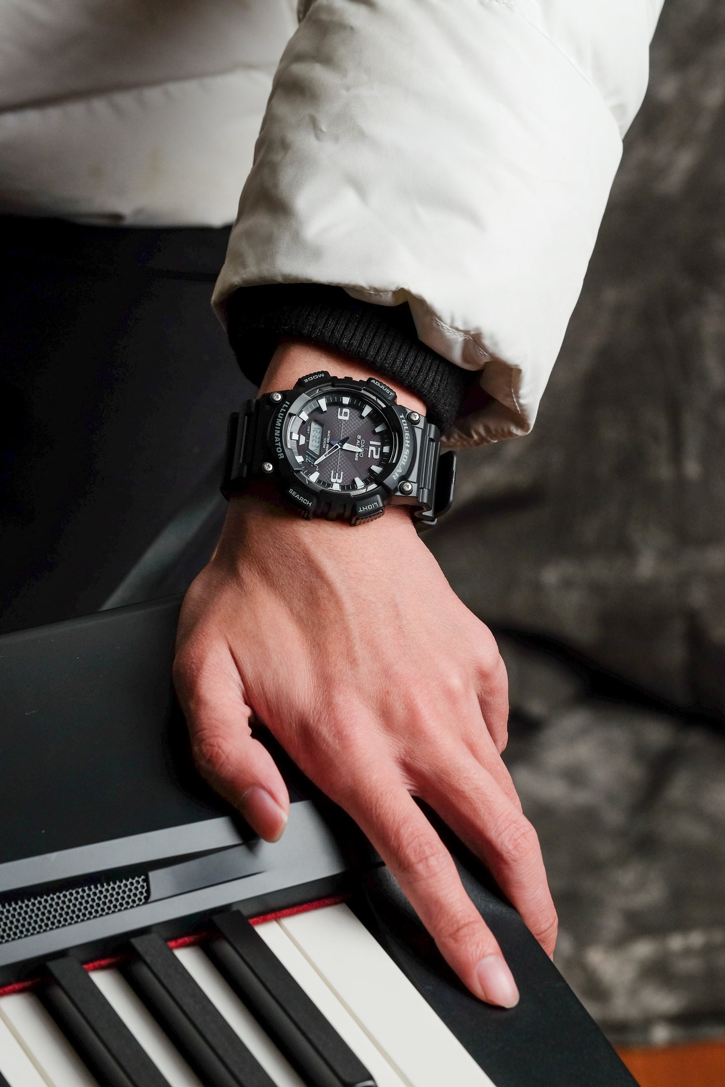 Casio Watch:STANDARD AQ-S810W-1AV