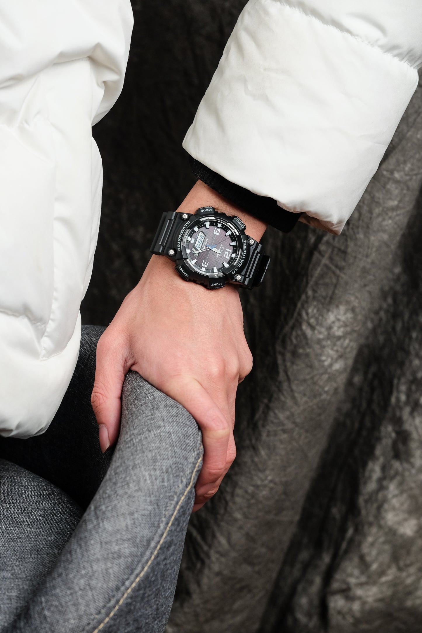 Casio Watch:STANDARD AQ-S810W-1AV