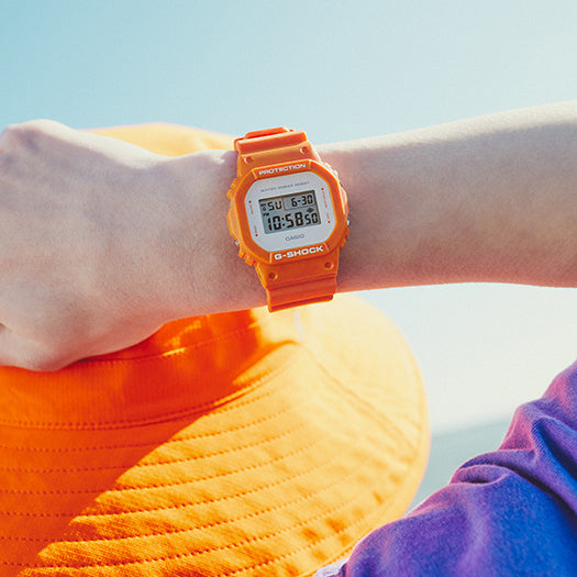 casio Watch:DIGITAL 5600 SERIES DW-5600WS-4