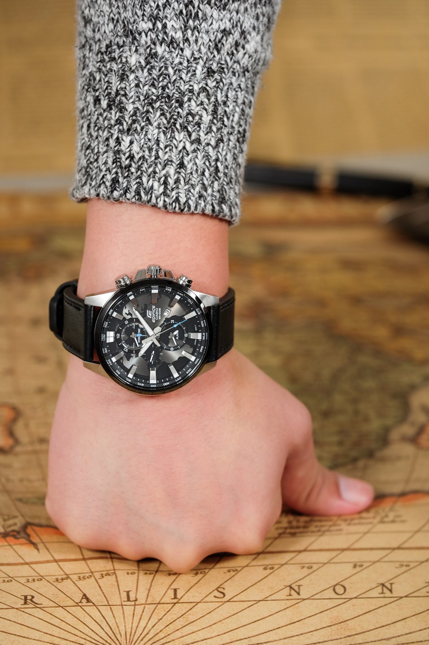 Casio Watch:Multi Hands EFR-303L-1AV