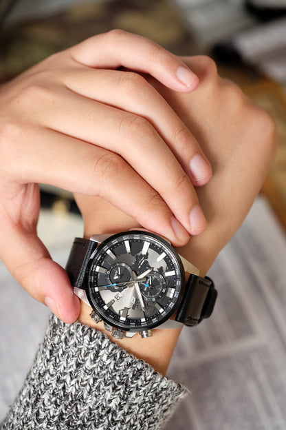 Casio Watch:Multi Hands EFR-303L-1AV
